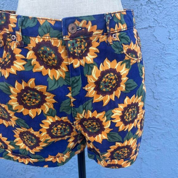 Sunflower Denim Shorts Size 31 Forever 21 90s boho Cottage - Picture 3 of 8